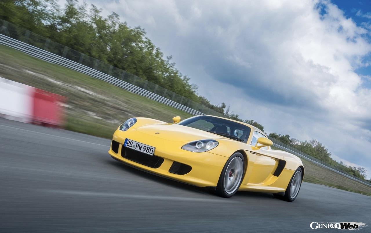 Porsche and Michelin introduce new tires for the 10-year-old super sports car “Carrera GT” that “significan