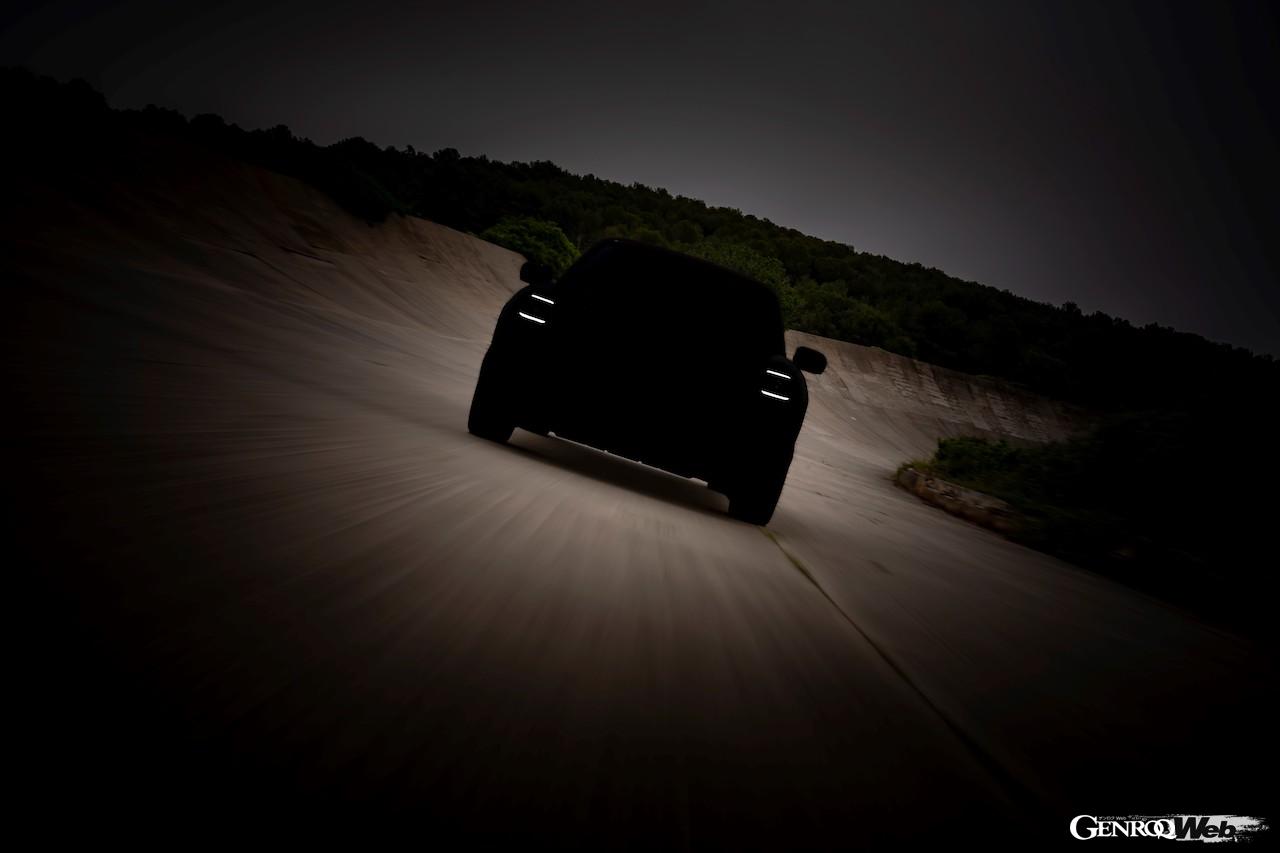 Two powerful EV versions of the MINI John Cooper Works will have their world premiere at the Paris Motor Show on October 14th