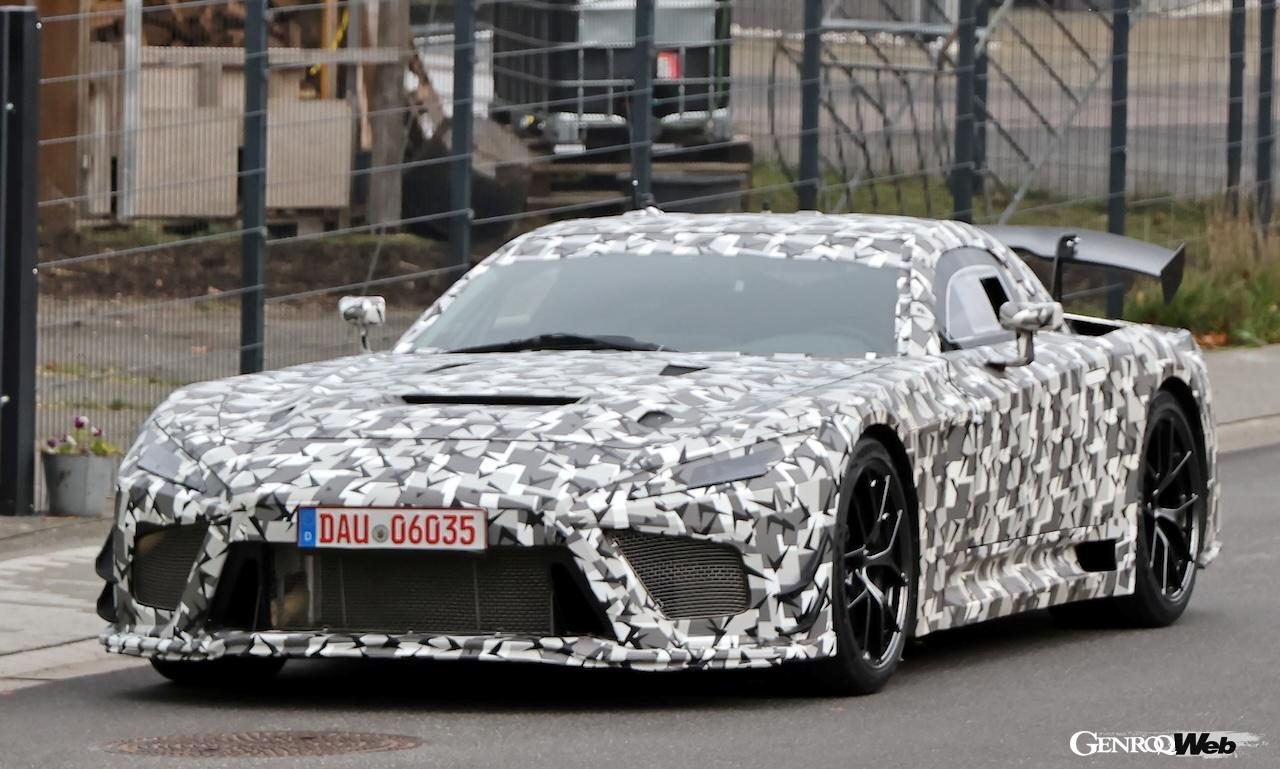 The Lexus LFR production model has finally arrived! A hyper PHEV with a 900-horsepower 4.0-liter twin-turbo V8 and a price ta