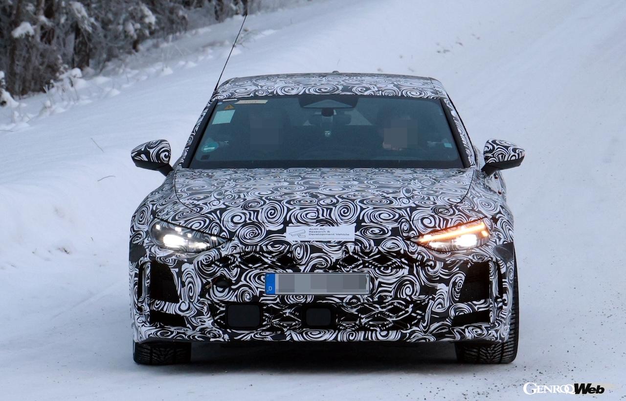 The new, most powerful Audi RS 5 in the series combines high performance and efficiency with a V6 and plug-in hybrid engine!