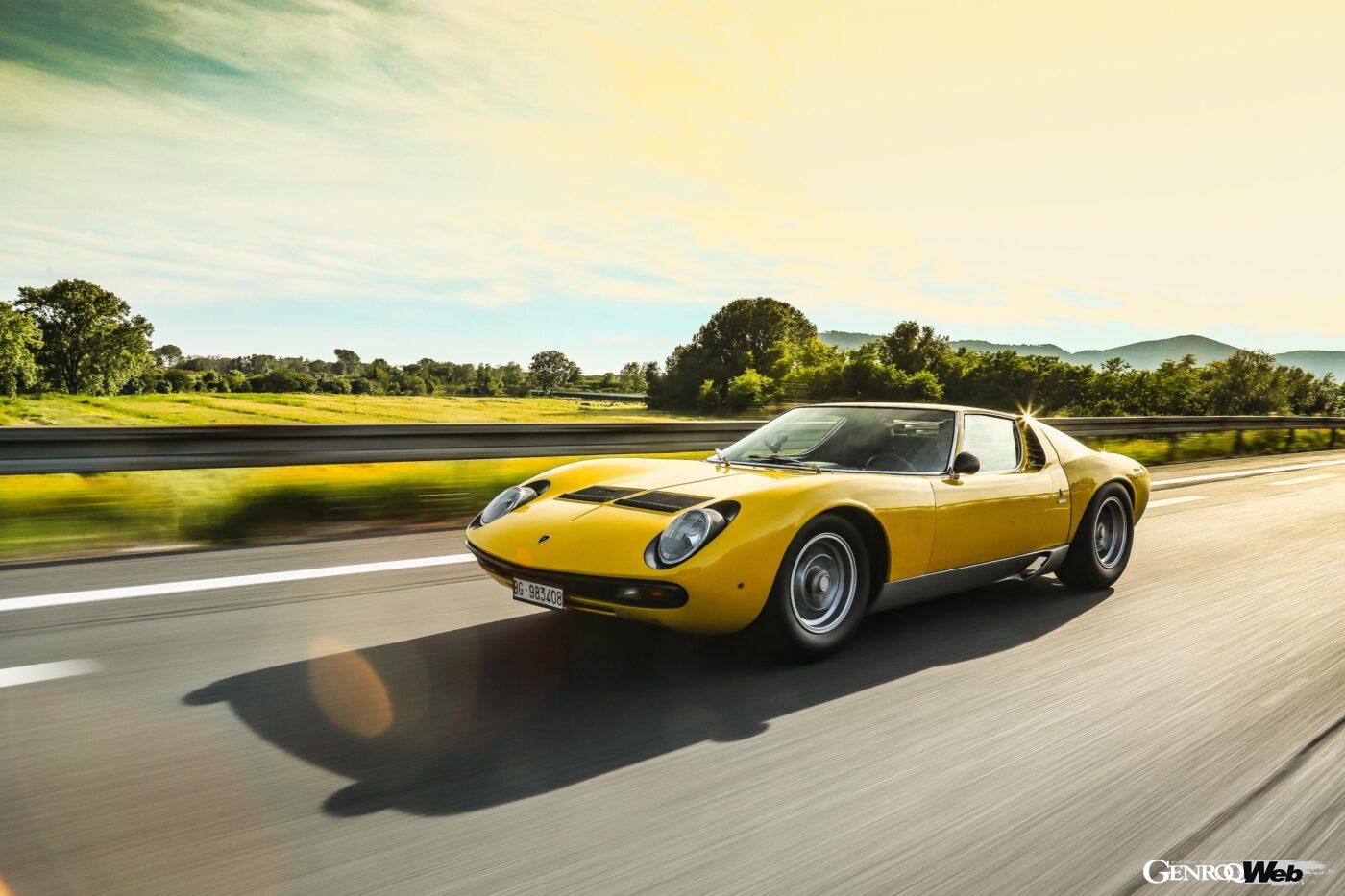 The Shining Bullfighting Spirit Residing in Lamborghini’s Jet Black Shield [Car Emblem Secrets 11: Lamborghini]