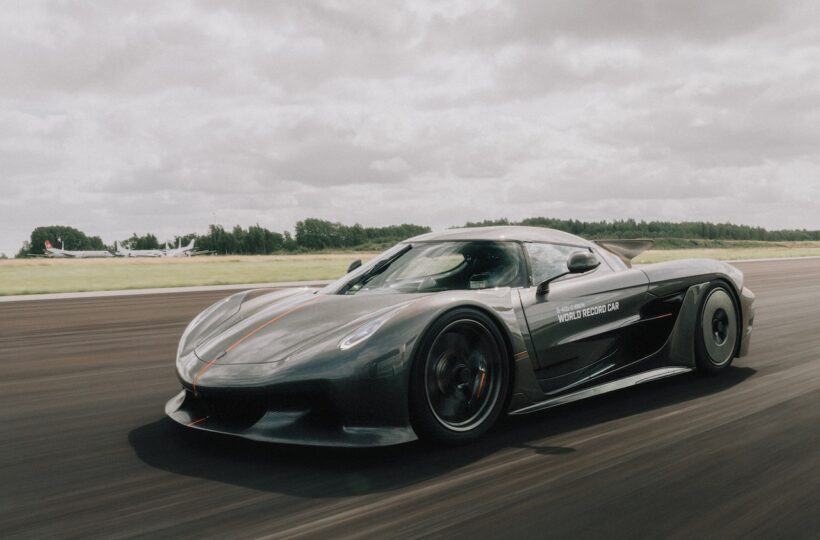 What is the amazing new record that the Koenigsegg Jesko Absolut set in the 0-400-0 km/h time? [Video]