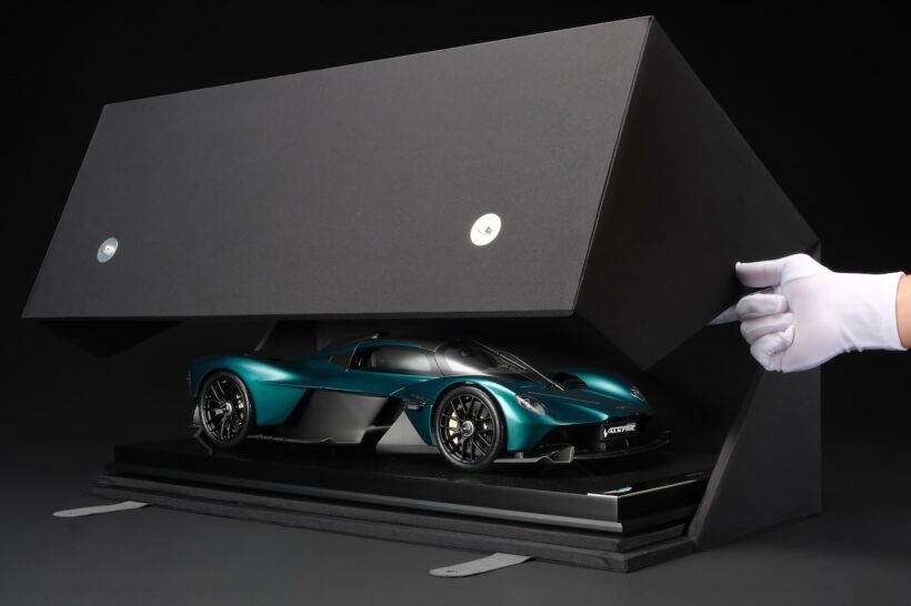 Perfectly recreated! The officially licensed 1/8 Aston Martin Valkyrie is here! [Video]